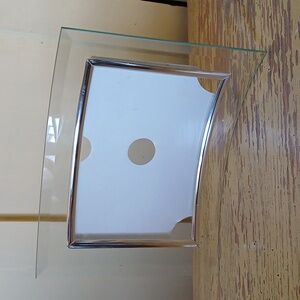 Housewares International Glass Picture Frame